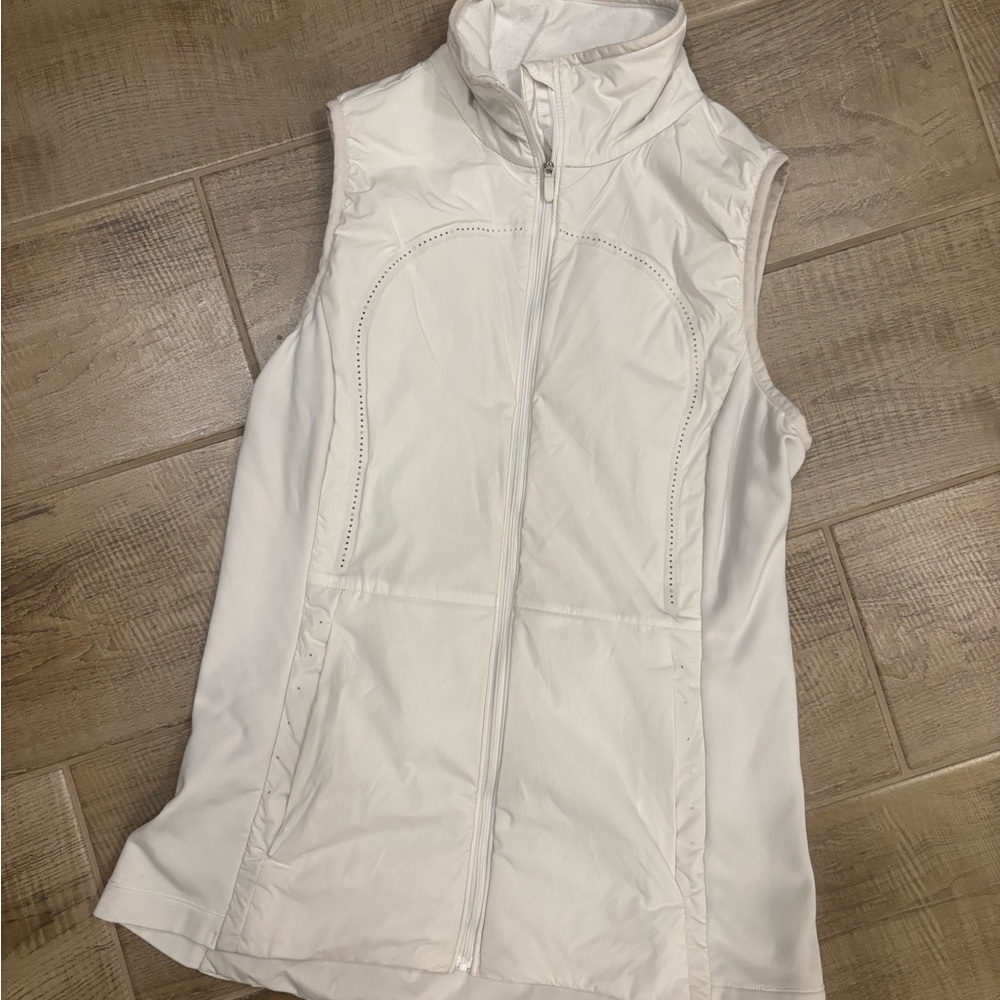 Lululemon White Puff Zip Up Vest Jacket